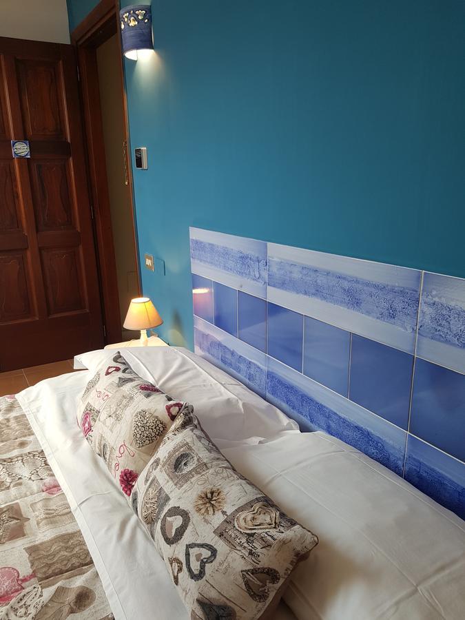 Un Tetto Di Stelle Deluxe Home Salerno Eksteriør bilde